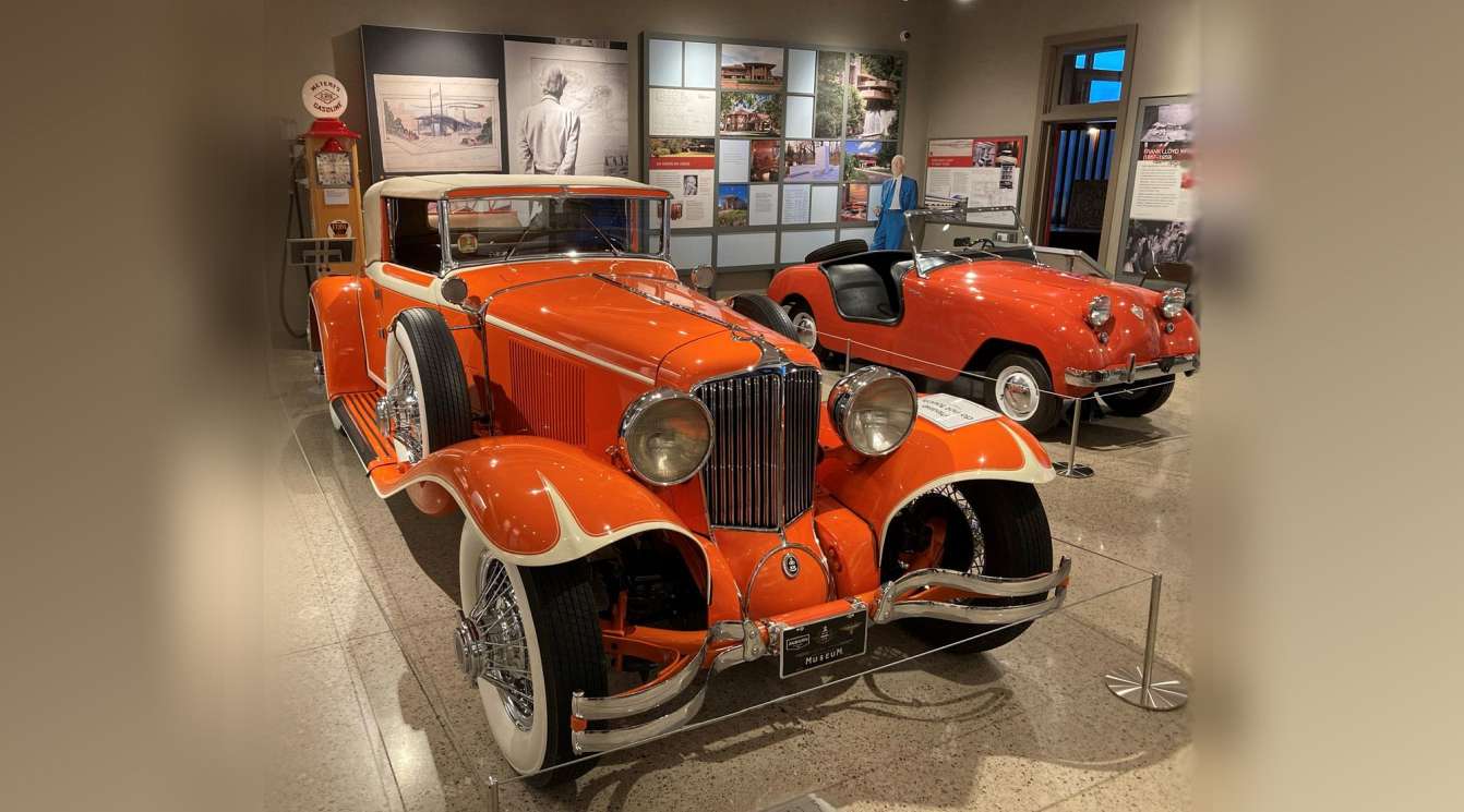Click to Enlarge-Esc to Close myimgs/ArtDecoCars1910-36/1930 Cord L-29 Frank Lloyd Wright's Taliesen Orange Cabriolet.jpg
